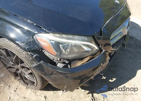 2015 Mercedes-Benz C 300 4Matic из США, поврежденный, VIN 55SWF4KB8FU016681